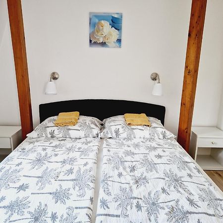 Balaton Apartman Fuered バラトンフレド エクステリア 写真