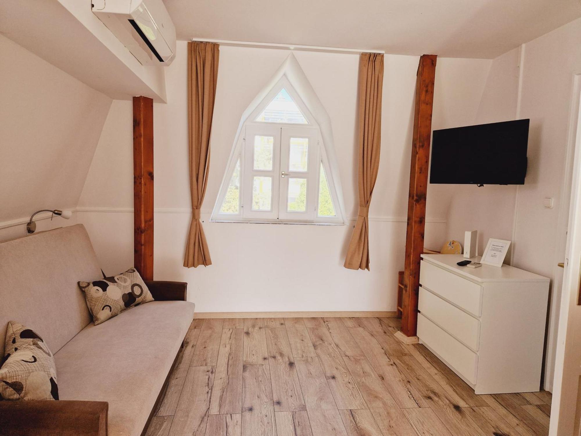 Balaton Apartman Fuered バラトンフレド エクステリア 写真