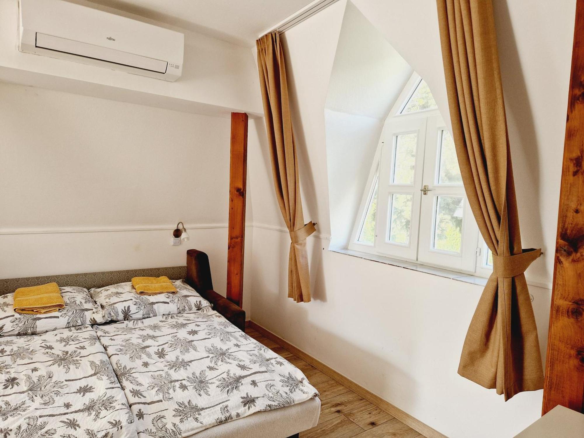 Balaton Apartman Fuered バラトンフレド エクステリア 写真
