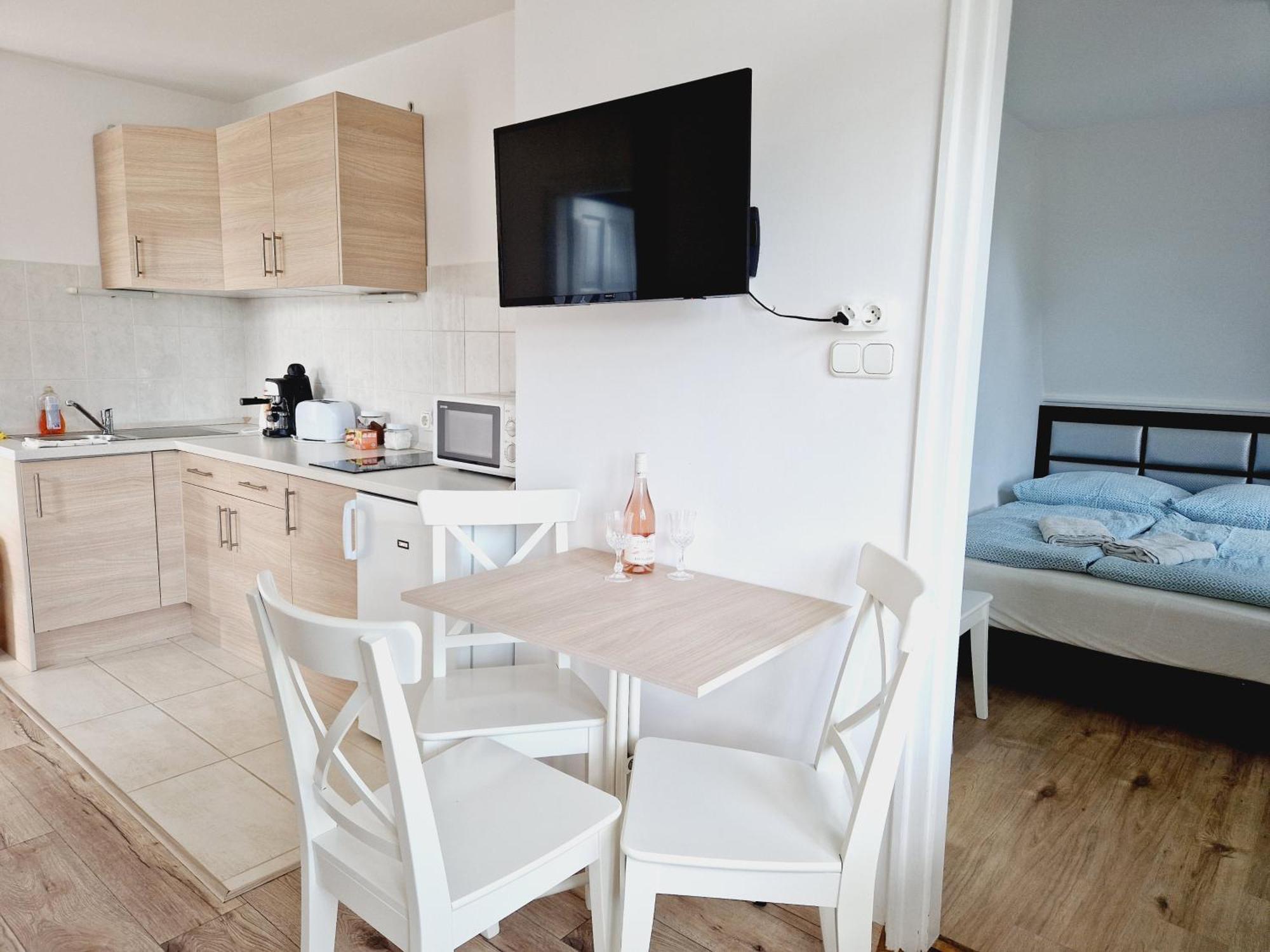 Balaton Apartman Fuered バラトンフレド エクステリア 写真