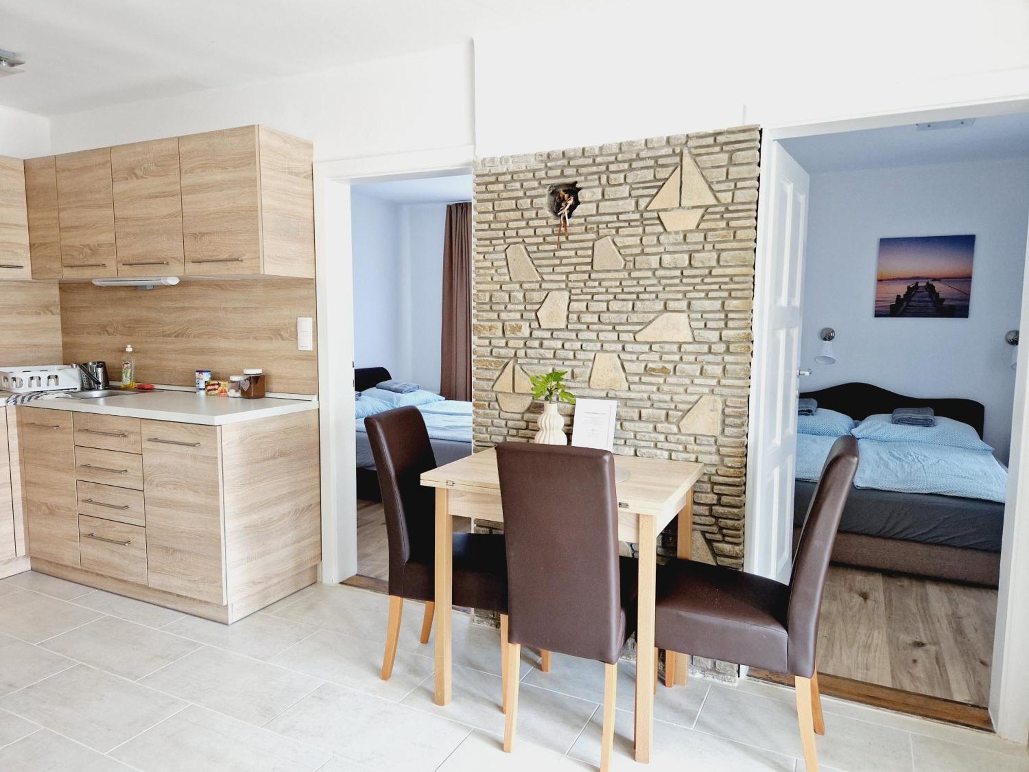 Balaton Apartman Fuered バラトンフレド エクステリア 写真