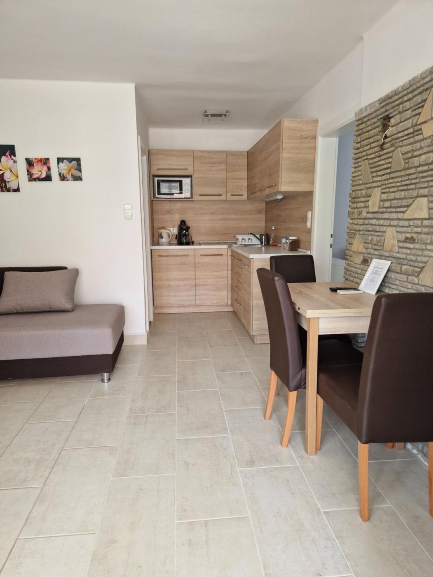 Balaton Apartman Fuered バラトンフレド エクステリア 写真